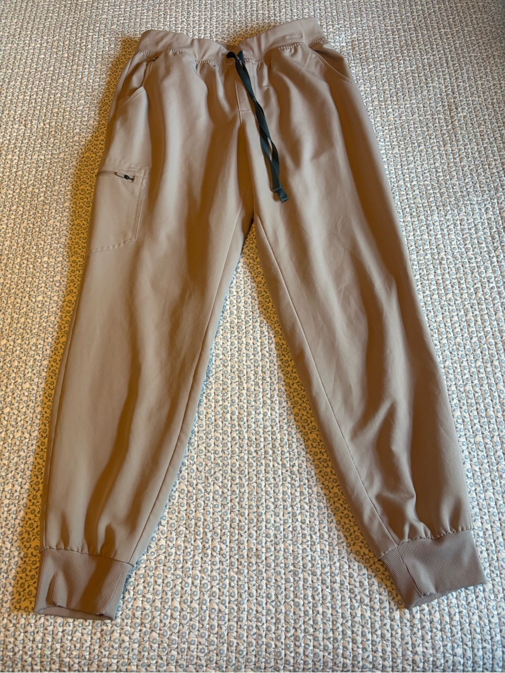 Figs Jogger Style Sweat Pants Medium PO 6577